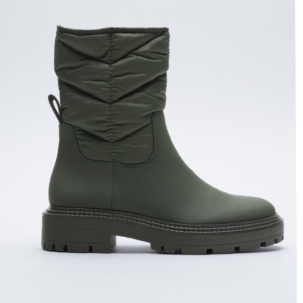 hunter quilted rain boots short
